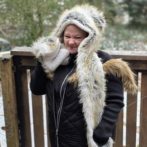 Meet your Posher, Shay